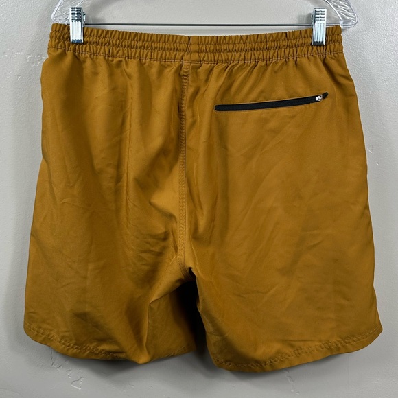 Outerknown Nomadic Volley Shorts in Golden State Size Large - Picture 3 of 7